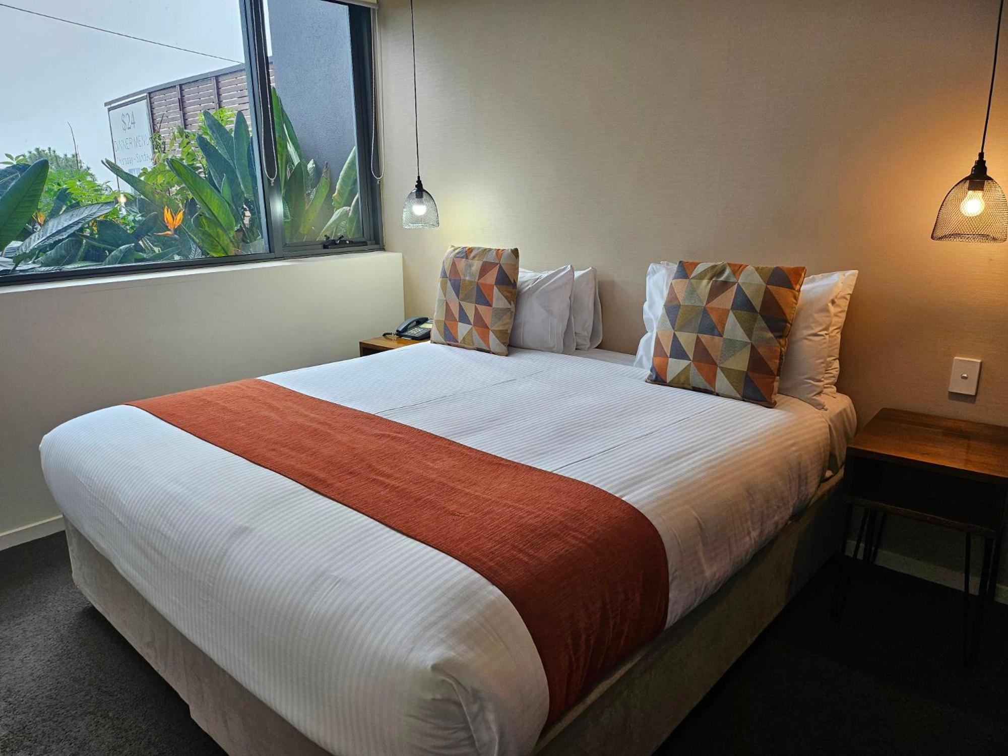 Hotel Altitude On 5*